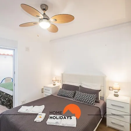 #044 T1 Rossio By Holidays